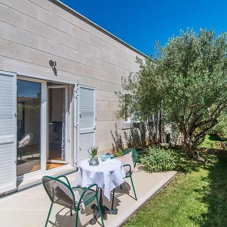 Luxury Seafront Mediterranean On Brac With Pool Villa Mirce