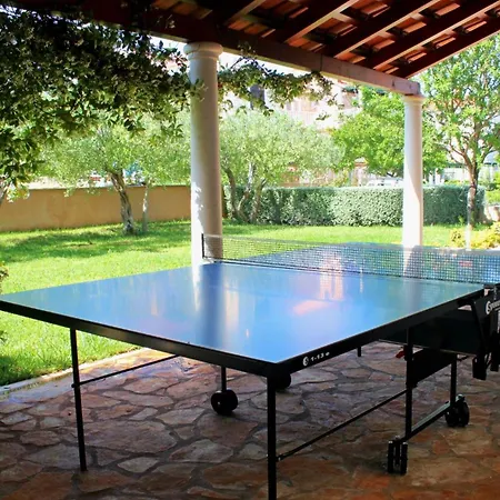 Villa Luxury Seafront Mediterranean On Brac With Pool *