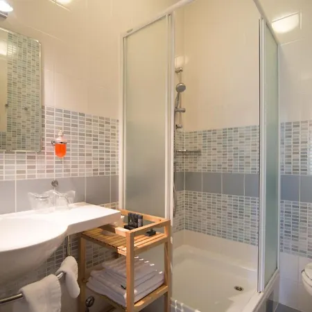 וילה Luxury Seafront Mediterranean On Brac With Pool Mirce