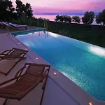 Villa Luxury Seafront Mediterranean On Brac With Pool *