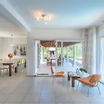Villa Luxury Seafront Mediterranean On Brac With Pool *