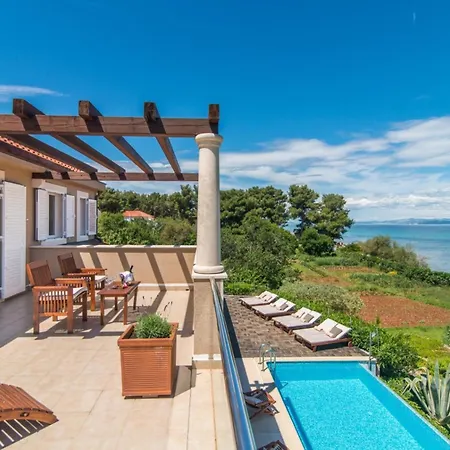 Luxury Seafront Mediterranean On Brac With Pool Villa Mirca (Brac)
